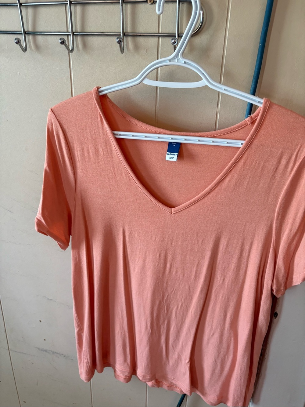 Old Navy Women's V-Neck Short Sleeve Top - Peach